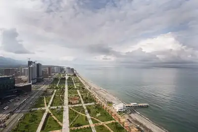 Image de Gratte-ciel flambant neuf en première ligne de plage avec un œil d'aigle, des vues panoramiques
