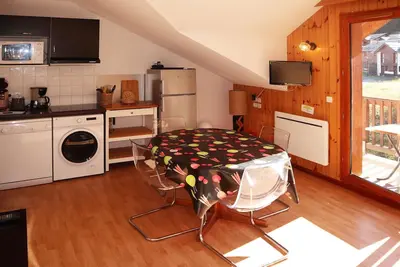 Image de Appartement avec Piscine, Sauna, Hammam et Wifi aux Pieds des Pistes, Les Orres 1800