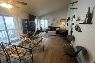 Image de Escapade en montagne au condo «Wine-tergreen»