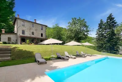 Image de Filicaia - Maison de campagne, grande piscine privée. Wifi. Marchez vers la rivière.