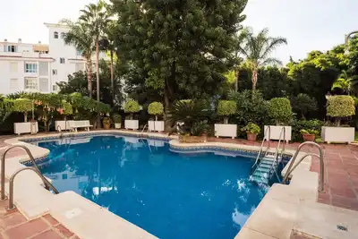 Joli appartement pour 7 personnes avec piscine, climatisation, Wifi, Tv, terrasse et parking