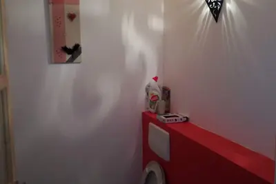 Image de Gite de caractère en pleine de la nature avec piscine