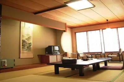 Image de Main building  Toba Bay viewing room / Toba Mie