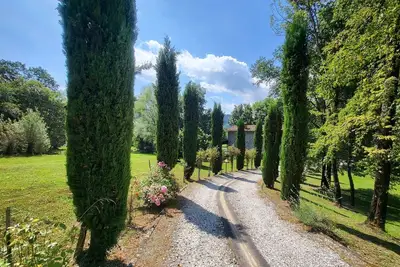 Image de Lama Piana 2 chalets loués dans le prix. Piscine privée. Marchez vers la rivière. Wifi