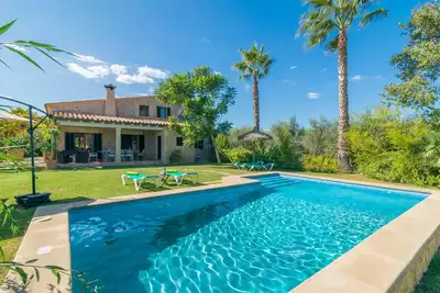 Mercader - Beautiful villa, with private pool and surrounded by nature, on the outskirts o