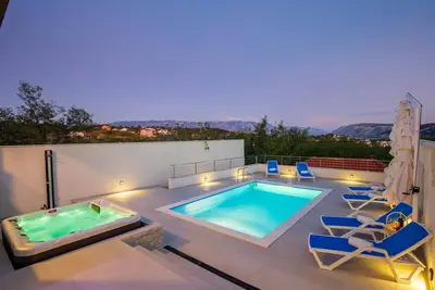 Image de Superbe maison à Lopar avec jacuzzi