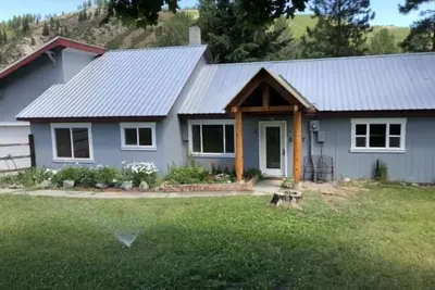 Image de Ranchito à Leavenworth avec accès à une plage privée