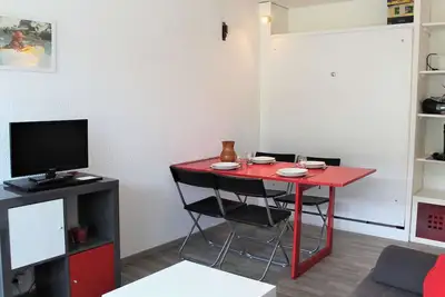 Image de Appartement idéal pour 4 à Vars, proche pistes et commerces, parking inclus