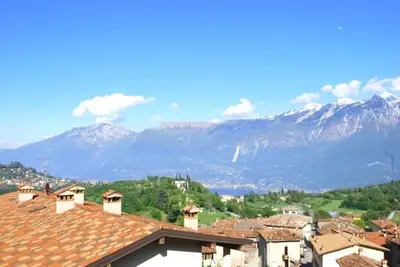 Image de Appartement Michaela avec jardin, terrasse et vue sur le lac