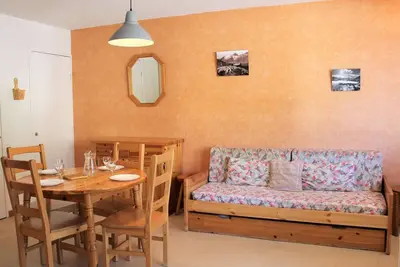 Image de Studio Cabine avec Coin Nuit, 6 Couchages, Centre Station, Proche Pistes et Commerces
