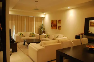 Image de Beautiful Designer Home in the heart of Dubai overlooking Burj Khalifa & Creek