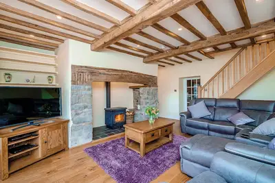 Image de 4 chambres à coucher à Bwlch-y-ffridd, near Newtown