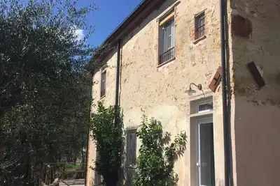 Image de Rustique avec piscine au coeur de la Toscane