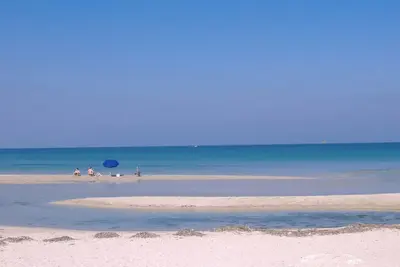 Image de Appartement 4 Couchages Dans Une Villa Seulement À 100mt De La Mer De Sable