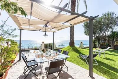 Image de Penelope Seaview Apartment