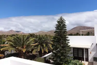 Image de VIlla / Maison avec de belles vues sur le toit, Ă 10 minutes de la marina