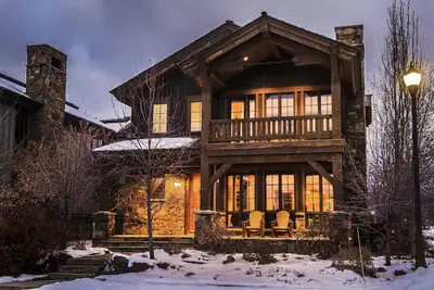 Image de Luxe 4 chambres, 3 salles de bains Driggs, Id maison. Billets de remontée Targhee à prix réduit