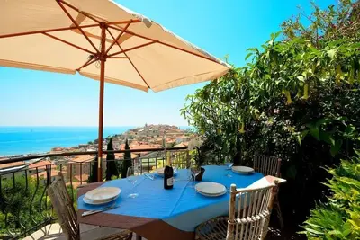 Image de Villa Sole avec belle vue sur la mer, Wi-Fi et parking privé