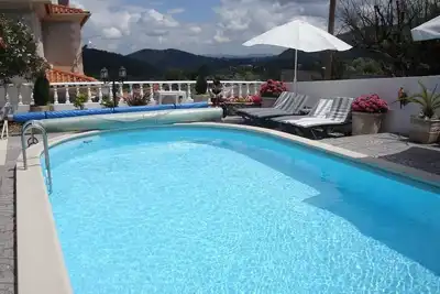 Image de Ideal for your family holidays, or romantic breaks In relaxing peace and quiet.