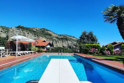 Image de Villa W / Piscine PRIVÉE, Jardin & Bbq, 3 Chambres Et 2 Salles De Bains