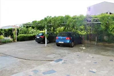 Image de Un autre essuie la poussière