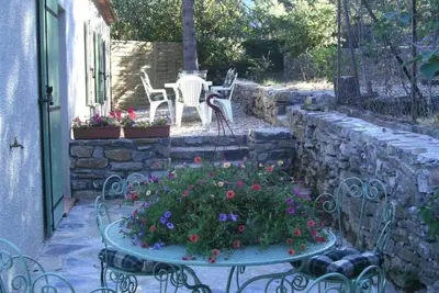 Image de La Maison Charmante - Gite coquet pour 6 personnes avec salon de jardin