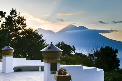 Image de Wow Casa Pyramid Mayan inspired Retreat Avocado and Estate Farm
