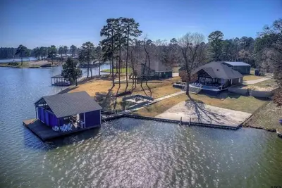 Image de Best Lakehouse In East Texas! !