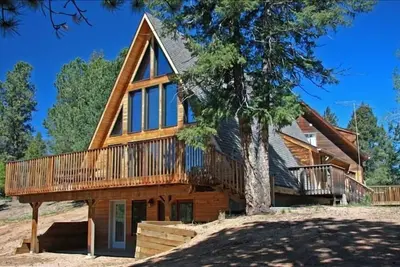 Image de Chalet de Montagne W / Pikes Peak Voir & Hot Tub, Louer 2-10 Bdrms.