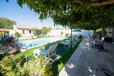 Image de \"La Maison près du Lac\" climatisée et piscine chauffée