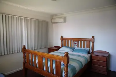 Image de Maison de 4 chambres à Sunnybank