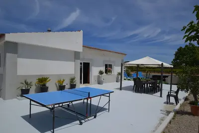 Image de Bonita casa con piscina cerca de la playa