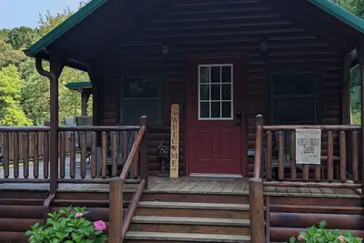 Image de Mohican Springs Cabin est niché au cœur du parc national de Mohican