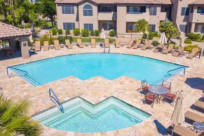 Image de Cherchez pas plus loin! Resort Like Condo - 2bd / 2ba