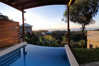 Image de Point culminant sur West End, Roatan et la mer des Caraïbes