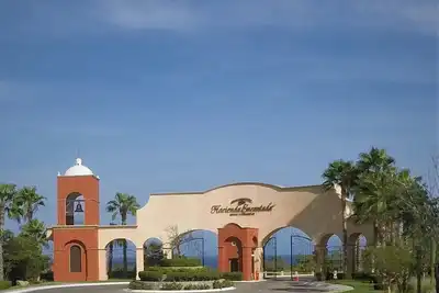 Résidence privée de luxe avec trois chambres