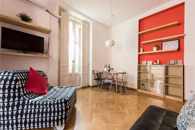 Image de Élégance Plaza Mayor avec balcon 6p (I2)