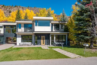 Image de Aspen Ouest Contemporain avec Vues Dégagées