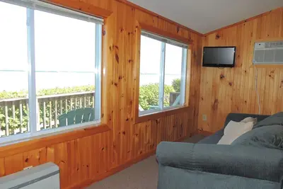 Image de Bord de l'eau pittoresque 3 chambres / 1 chalet de bain