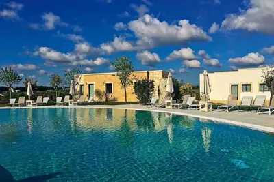 Image de Agréable appartement avec Wifi, piscine, climatisation, Tv, vue panoramique et parking