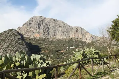 Image de La Malagueña, idéale pour les amoureux de la nature