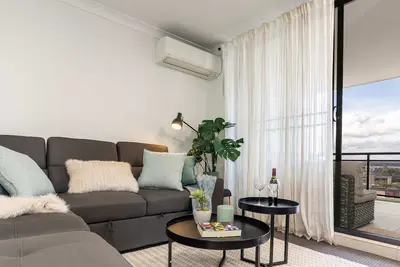 Image de 2 Bedroom 2 Bathroom Apt with Balcony and Parking