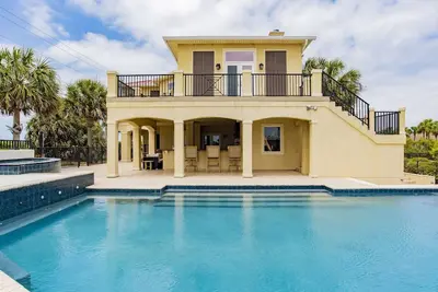 Image de Beachside Gulf-View Home | Canal Front | Private Infinity Pool & Dock w/Boat Lift | Golf
