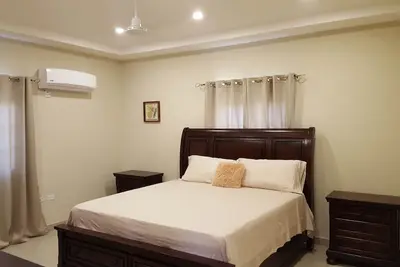 Image de Sunshine Country Club One Br