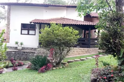 Image de Adonai Mansion House dans les cascades de Penedo