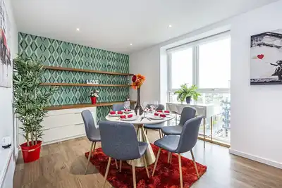 Image de Appartement trois chambres à Chiswick avec parking