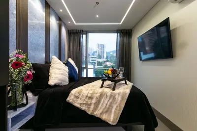 Image de Suite de luxe avec double jacuzzi