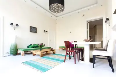 Image de Appartement de groupe / Sauna / Balcon / Centre / Offre Novembre!