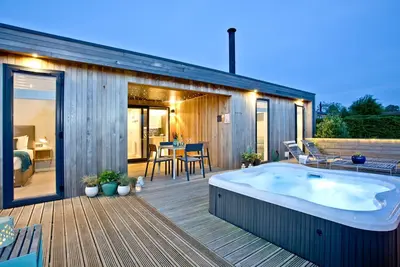 Un lodge pour 4 personnes dans 2 chambres