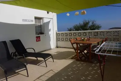 Image de Vista al Mar, appartement avec terrasse et vue sur la mer et la montagne
